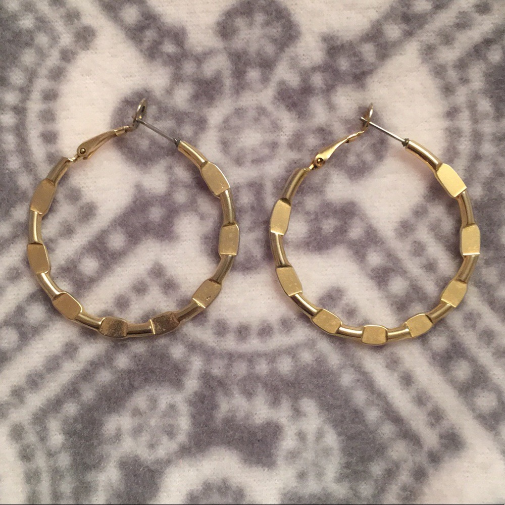 Golden hoop earrings✨